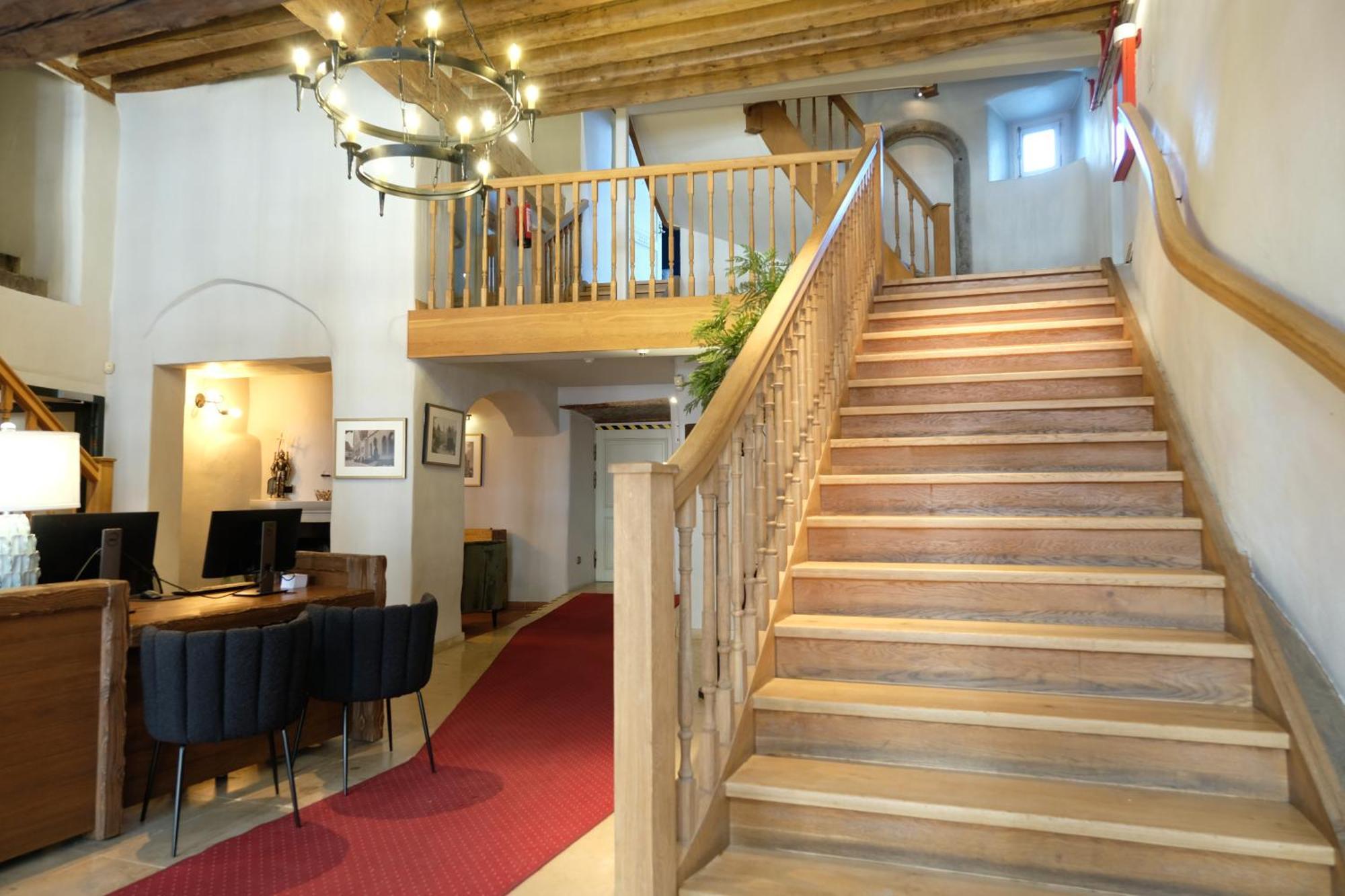 The Three Sisters 4* Tallinn