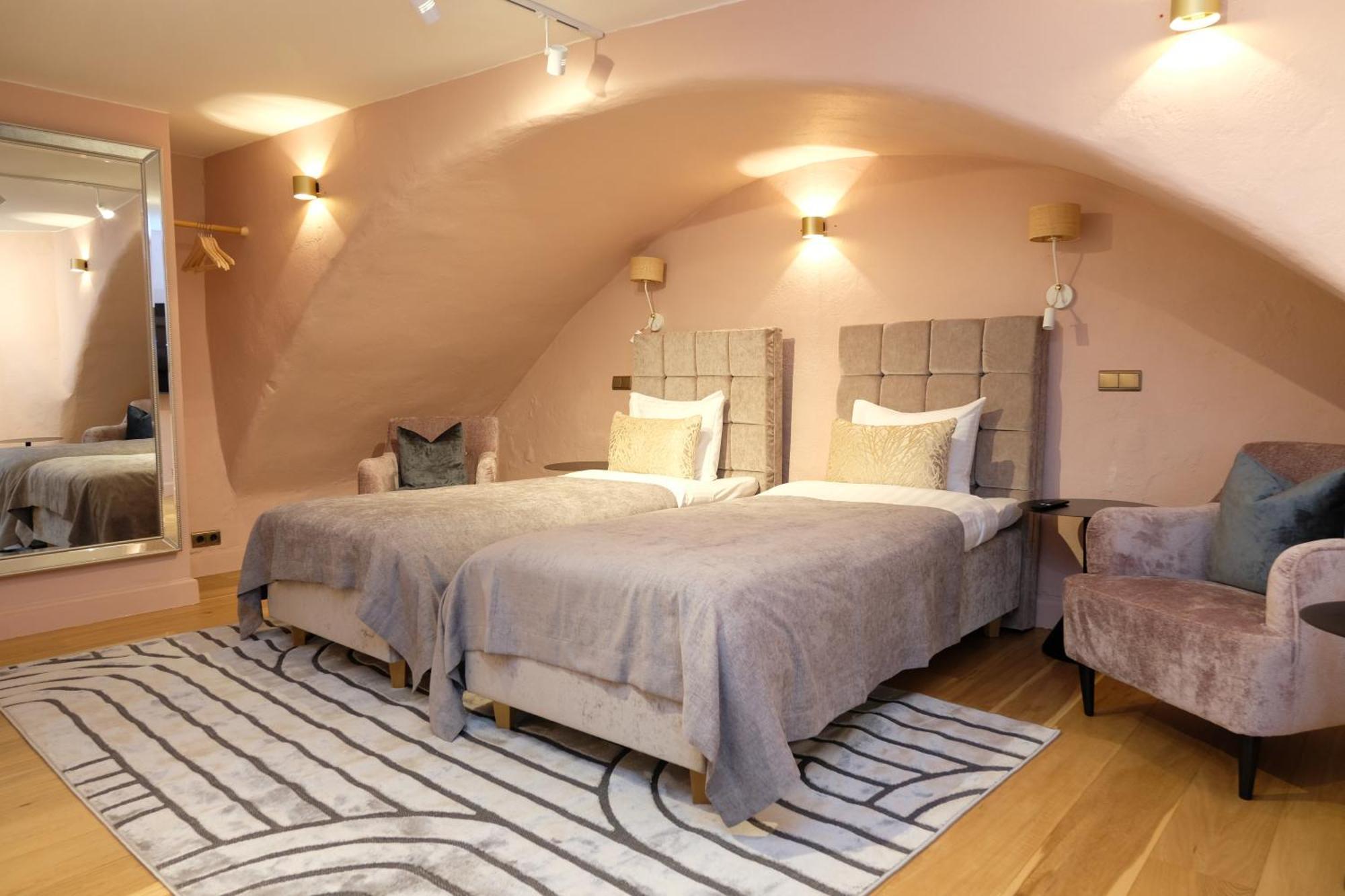 The Three Sisters Hotel 4*